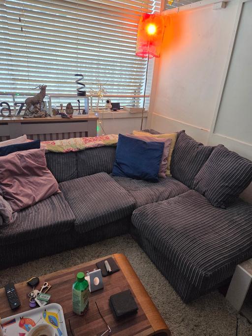 Buy & Sell Barbican Central London - Photos for 3 seater left facing corner sofa.