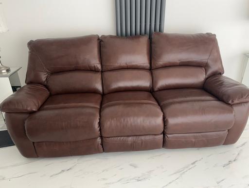 Buy & Sell Mossley Hill Liverpool - Photos for Leather 2 seater and 3 seater sofas