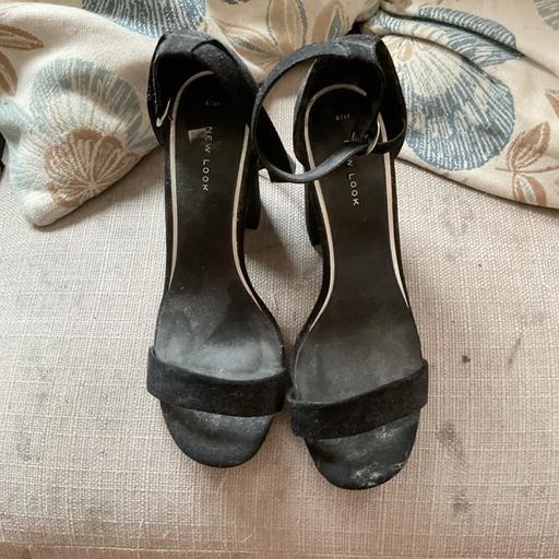 Buy & Sell Doncaster South Yorkshire - Photos for Black wedge heels size 8