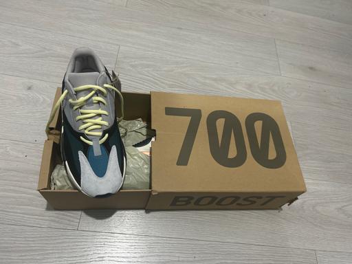 Buy & Sell Crofton Park South East London - Photos for Yeezy Boosts 700