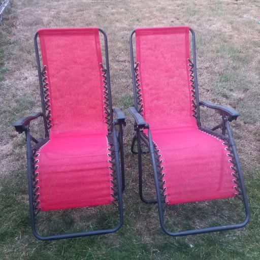 Buy & Sell Yew Tree Estate Sandwell - Photos for zero-gravity lounge chairs