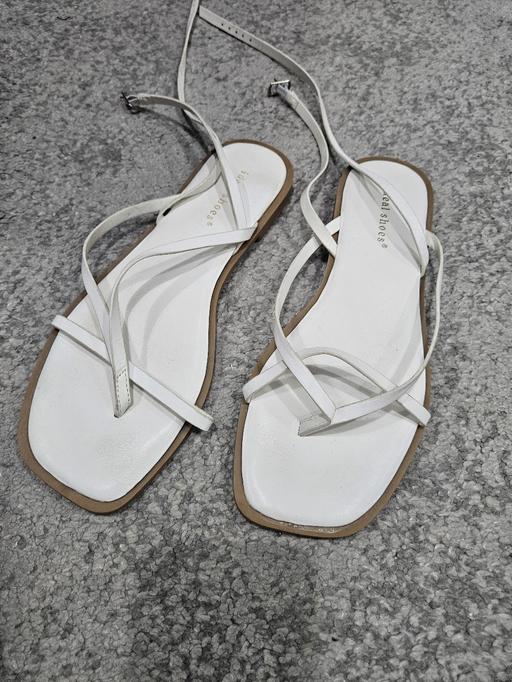 Buy & Sell Saint Asaph Denbighshire - Wales - Photos for Size 5 white sandals