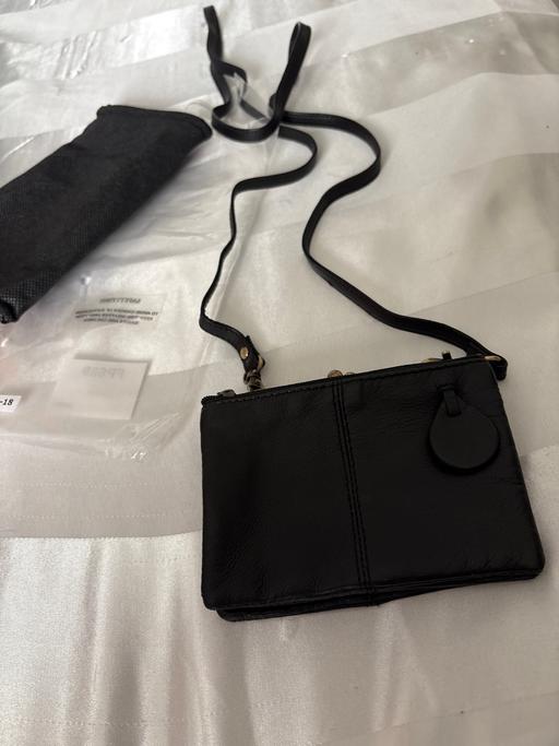 Buy & Sell Woodsetton Dudley - Photos for Cross body purse leather