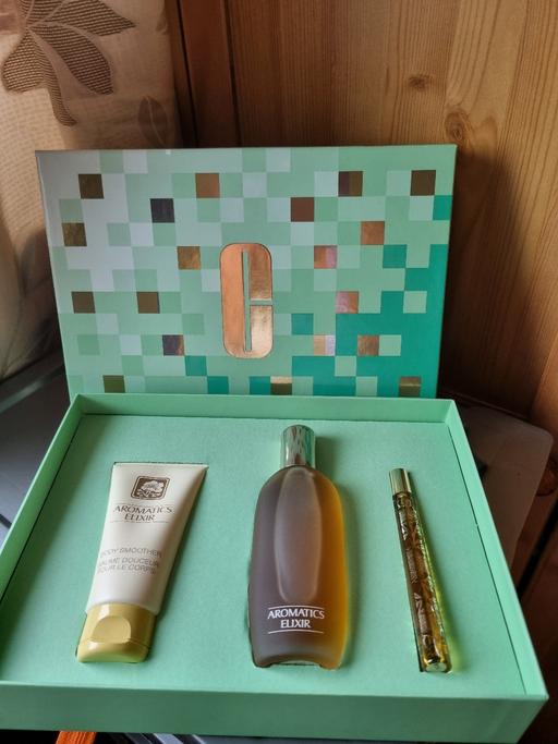 Buy & Sell Grangemouth Falkirk - Photos for perfume
