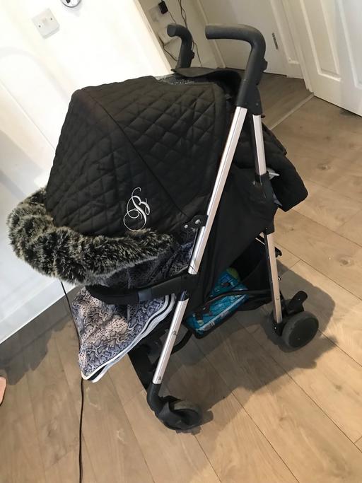 Buy & Sell Gravesend Gravesham - Photos for Mybabiie black pushchair
