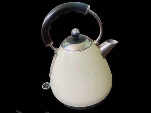 Buy & Sell Notting Hill West London - Photos for Russell Hobbs Toaster & Cookworks kettle