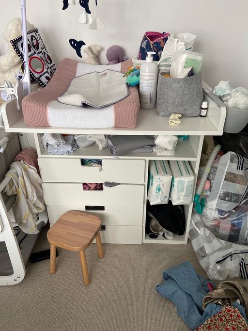 Buy & Sell Belsize Park North West London - Photos for Changing table with storage