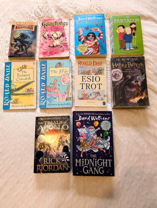 Buy & Sell Overdale Telford and Wrekin - Photos for Big Childrens Book Bundle