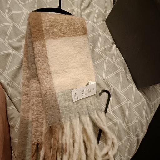 Buy & Sell Mitcham Merton - Photos for ladies scarf