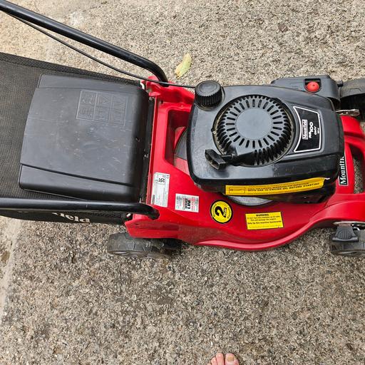 Buy & Sell Worksop Bassetlaw - Photos for Mountfield petrol lawnmower