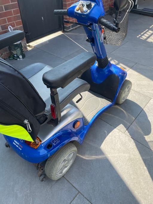 Vehicles Heaton Chapel Stockport - Photos for Mobile scooter