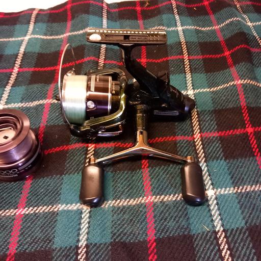 Buy & Sell Conisbrough Doncaster - Photos for Shimano green baitrunnerXT 4000 fa with spare