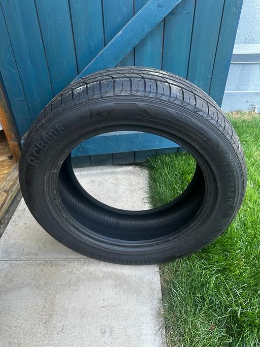 Vehicles Moulton West Northamptonshire - Photos for Car tyre