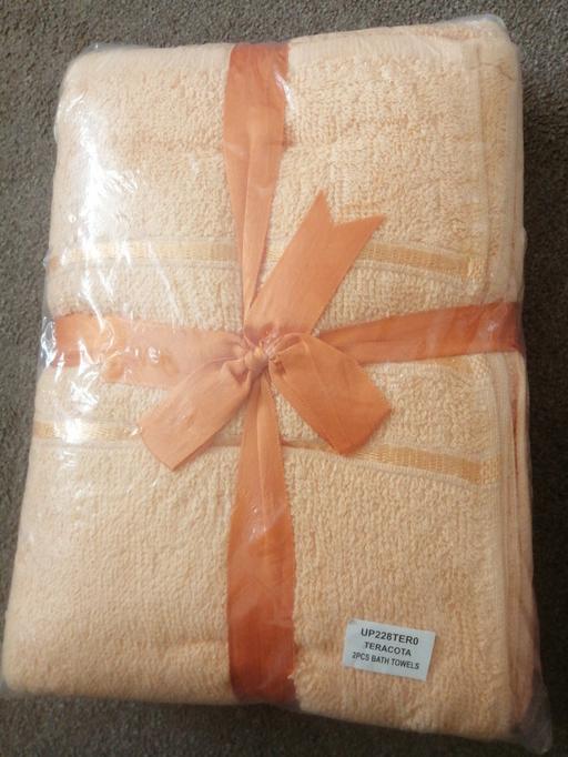 Buy & Sell Moseley Village Wolverhampton - Photos for New 2 PK bath towels teracota