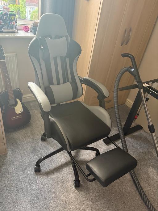Buy & Sell Blackwell Bromsgrove - Photos for Gaming Chair (Good Condition)