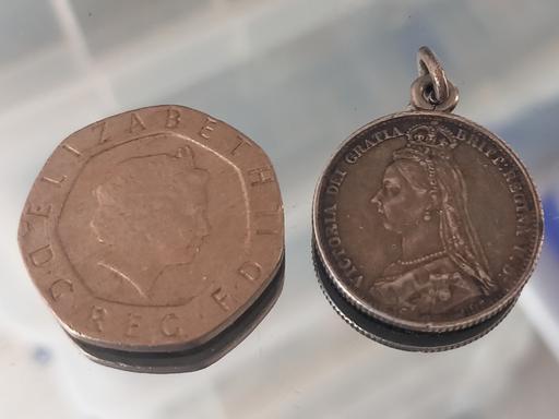 Buy & Sell Thatto Heath Saint Helens - Photos for victorian 1887 victorian shilling pendant