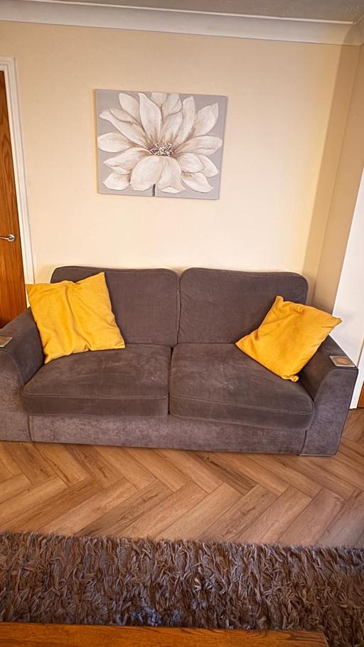 Buy & Sell Moxley Walsall - Photos for sofa
