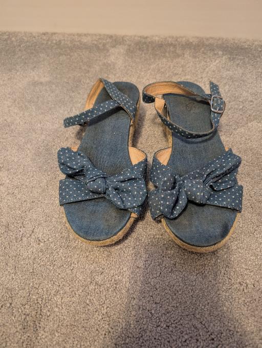Buy & Sell Essington Wolverhampton - Photos for M&S sandals size 3