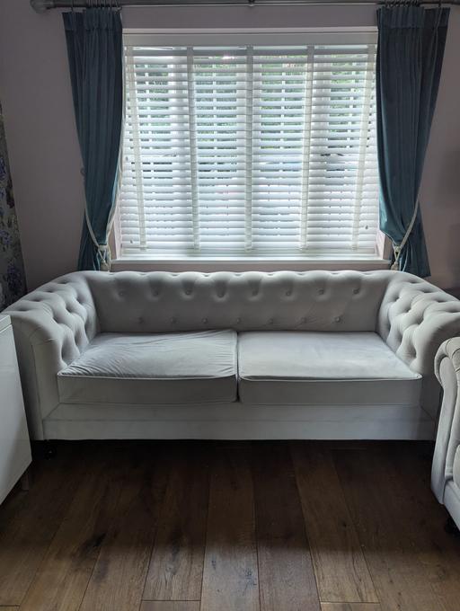 Buy & Sell Puckeridge East Hertfordshire - Photos for 2 x Grey Chesterfield Sofa's