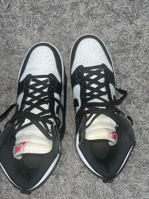 Buy & Sell Pontypool Torfaen - Wales - Photos for Nike trainers 🐼