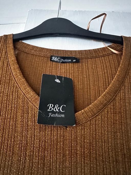 Buy & Sell The Broadway Bradford - Photos for Cute top