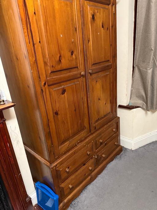 Buy & Sell Chadwell Heath Redbridge - Photos for wooden wardbrode with drawer