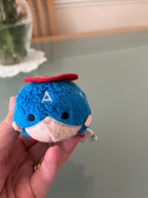 Buy & Sell Ettingshall Park Wolverhampton - Photos for MARVEL CAPTAIN AMERICA BEANIE
