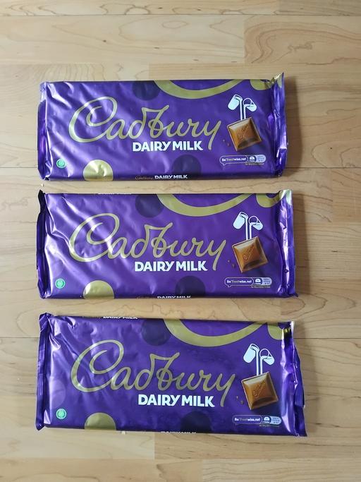 Buy & Sell Stow Heath Wolverhampton - Photos for 3 Large Bars.