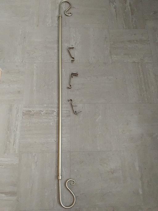 Buy & Sell Stow Heath Wolverhampton - Photos for Curtain Pole.