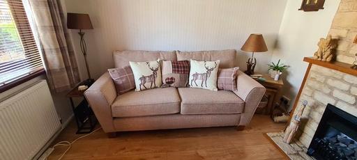 Buy & Sell Chepstow Monmouthshire - Wales - Photos for Tweed Highback 3+2x Settee & Free Footstool