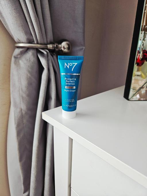 Buy & Sell Newton Doncaster - Photos for No7 advanced night cream..25ml..NEW