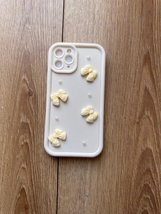Buy & Sell Tuebrook Liverpool - Photos for Korean 3D Bowknot Pearl Silicone Phone Case.