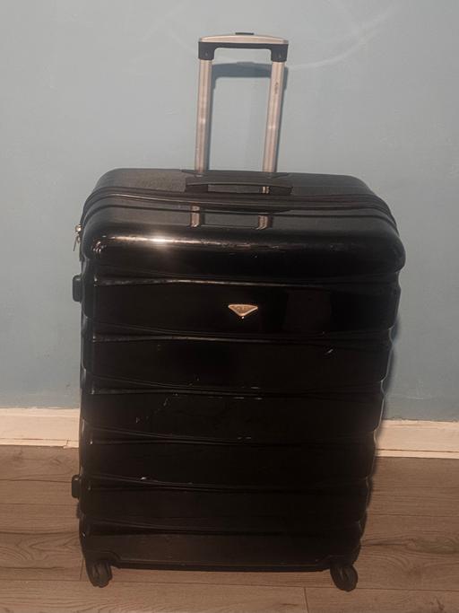 Buy & Sell Wath-Upon-Dearne Rotherham - Photos for Large Suitcase