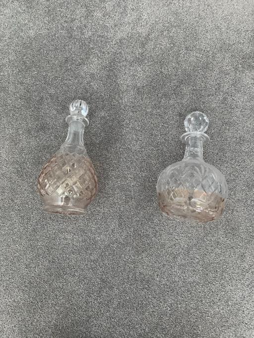 Buy & Sell Windsor Windsor and Maidenhead - Photos for Stained decanter