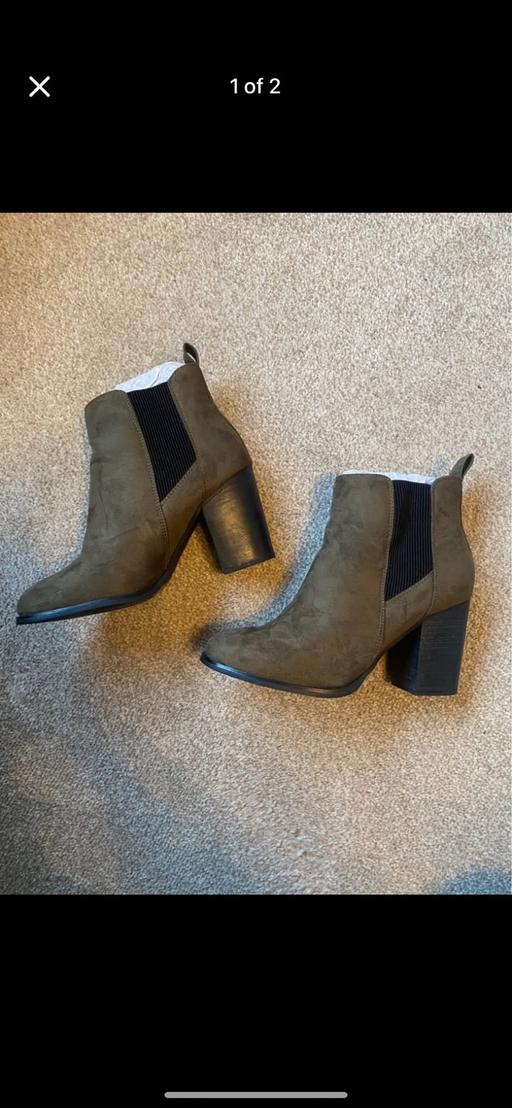 Buy & Sell Lower Pilsley North East Derbyshire - Photos for River Island Chelsea boots
