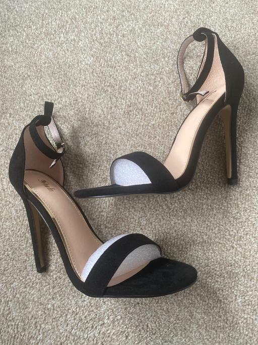 Buy & Sell Lower Pilsley North East Derbyshire - Photos for Black heels