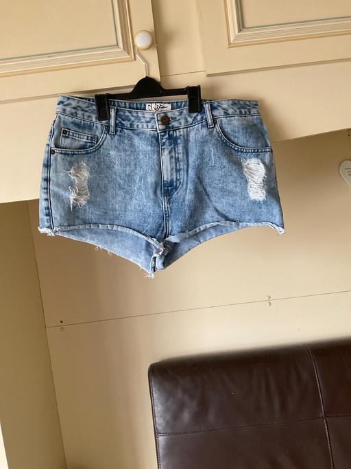 Buy & Sell Tipton Sandwell - Photos for Shorts