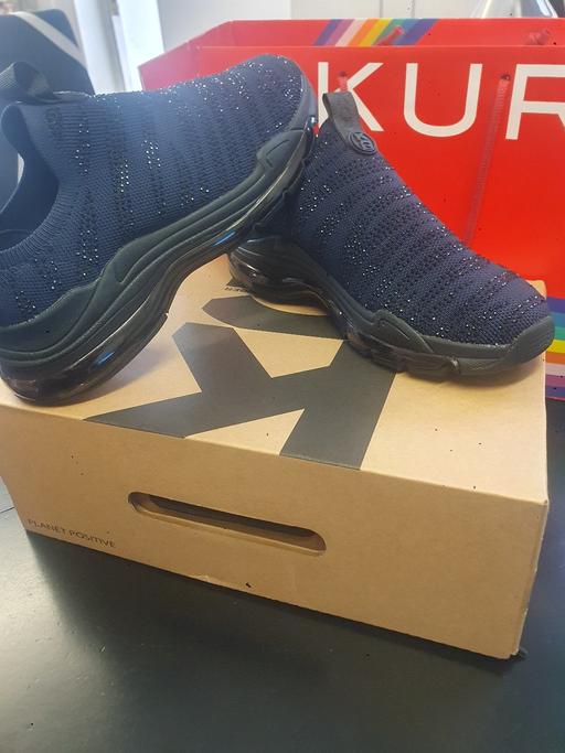 Buy & Sell Upton Park East London - Photos for kurt geiger trainers new