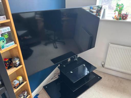 Buy & Sell Wolverton Mill Milton Keynes - Photos for Glass TV Stand