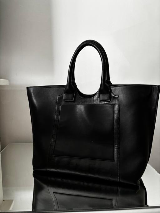 Buy & Sell Hounslow Town Centre Hounslow - Photos for Bag