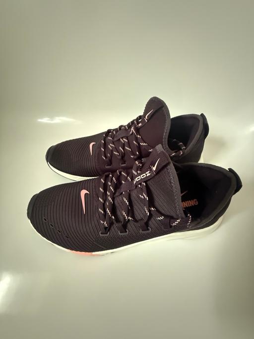 Buy & Sell Weston Coyney Stoke-on-Trent - Photos for Brand New Nike Zoom Trainers uk 7