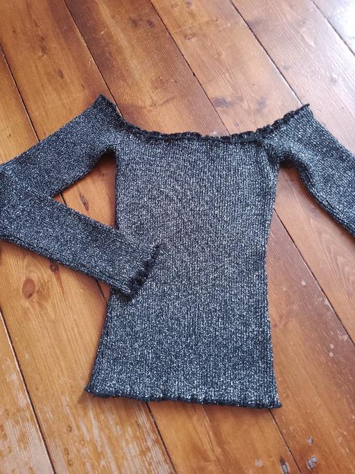 Buy & Sell Smethwick Sandwell - Photos for Glitter stretch top approx 8/10 years.