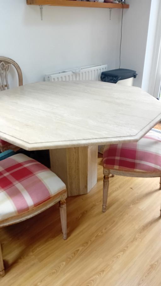 Buy & Sell Burwood Park Elmbridge - Photos for Beautiful Marble Dining Table Seats 6