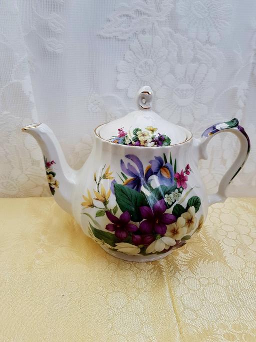 Buy & Sell Essington Wolverhampton - Photos for Vintage China Tea Pot