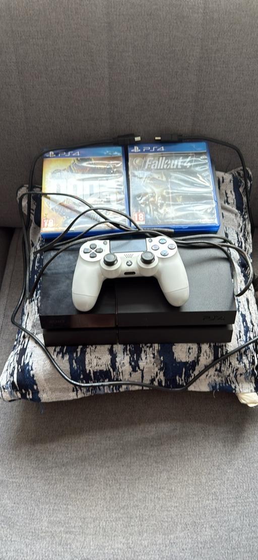 Buy & Sell Oxley Wolverhampton - Photos for PS4