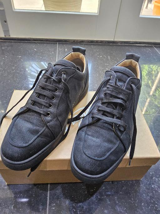 Buy & Sell Ponders End North London - Photos for Men's Christian Louboutin Flat Calf Sneakers