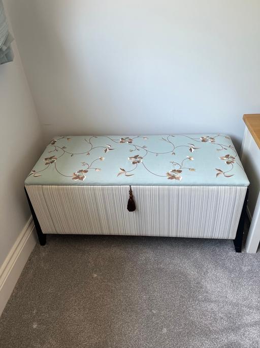 Buy & Sell Thriplow South Cambridgeshire - Photos for Fabric topped Ottoman