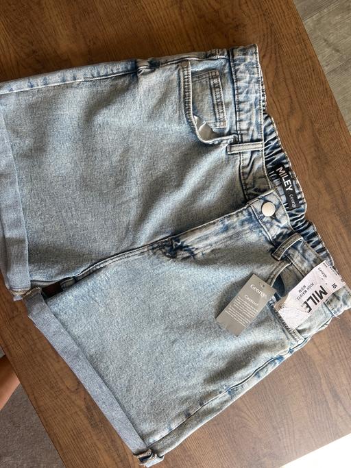 Buy & Sell Bells Mill Dudley - Photos for High waisted mom denim shorts size 16