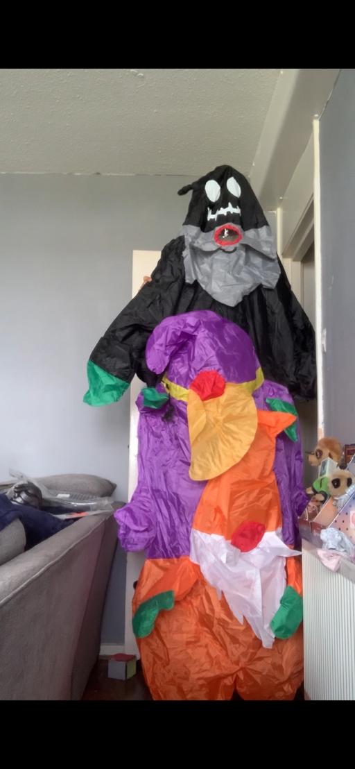 Buy & Sell Stockbridge Village Knowsley - Photos for Halloween costume