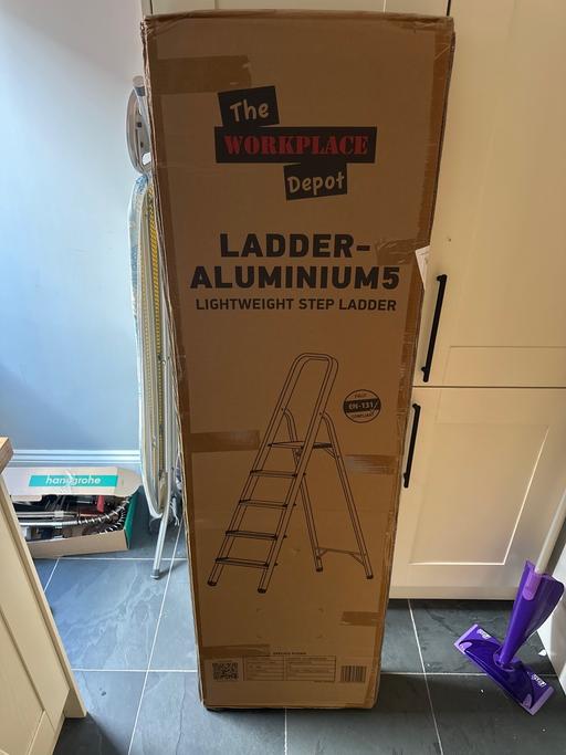 Buy & Sell Clapham South West London - Photos for Large ladder NEW